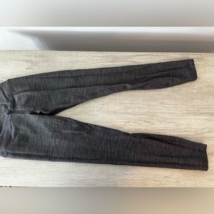 Lululemon gray leggings size 2